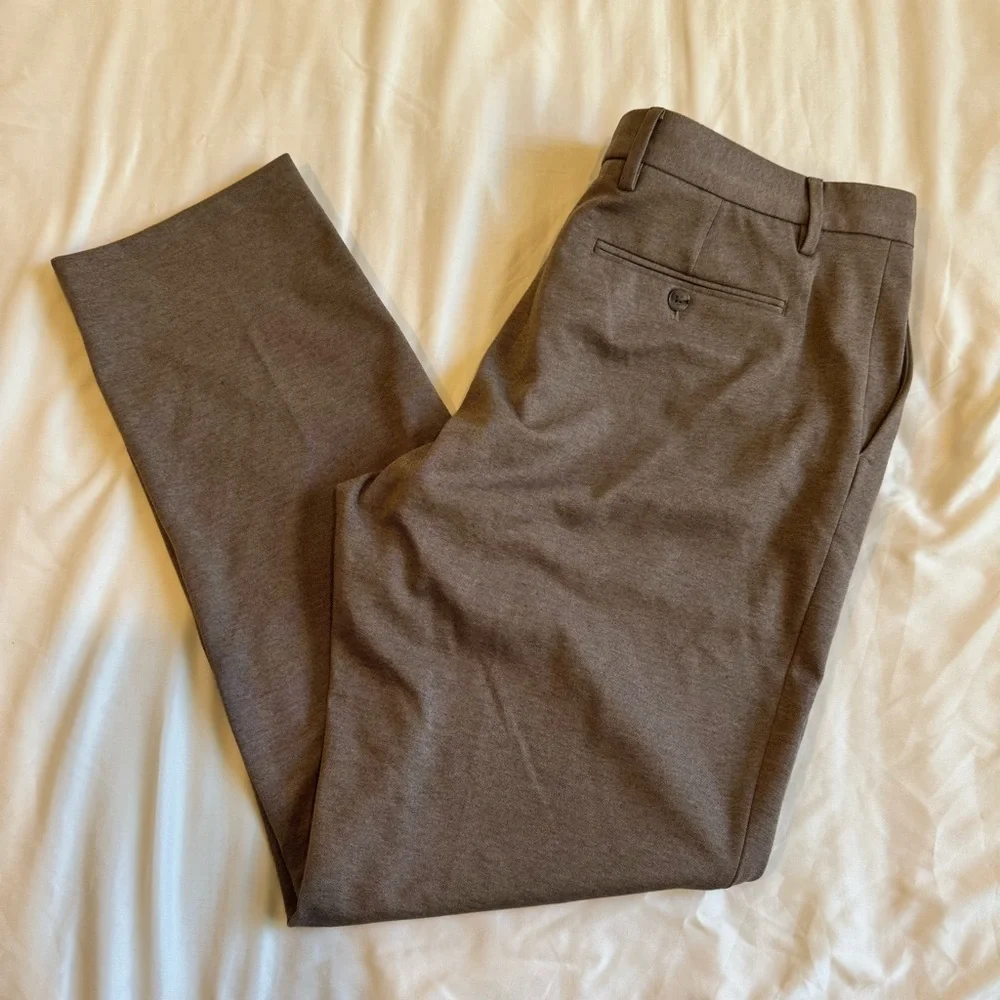 Banana Republic Tailored Fit Knit Trousers - Picture 1 of 11